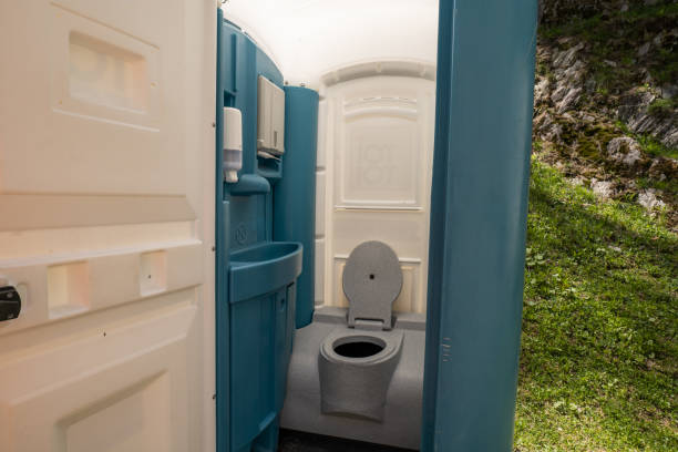 Portable Toilet Options We Offer in Lilburn, GA